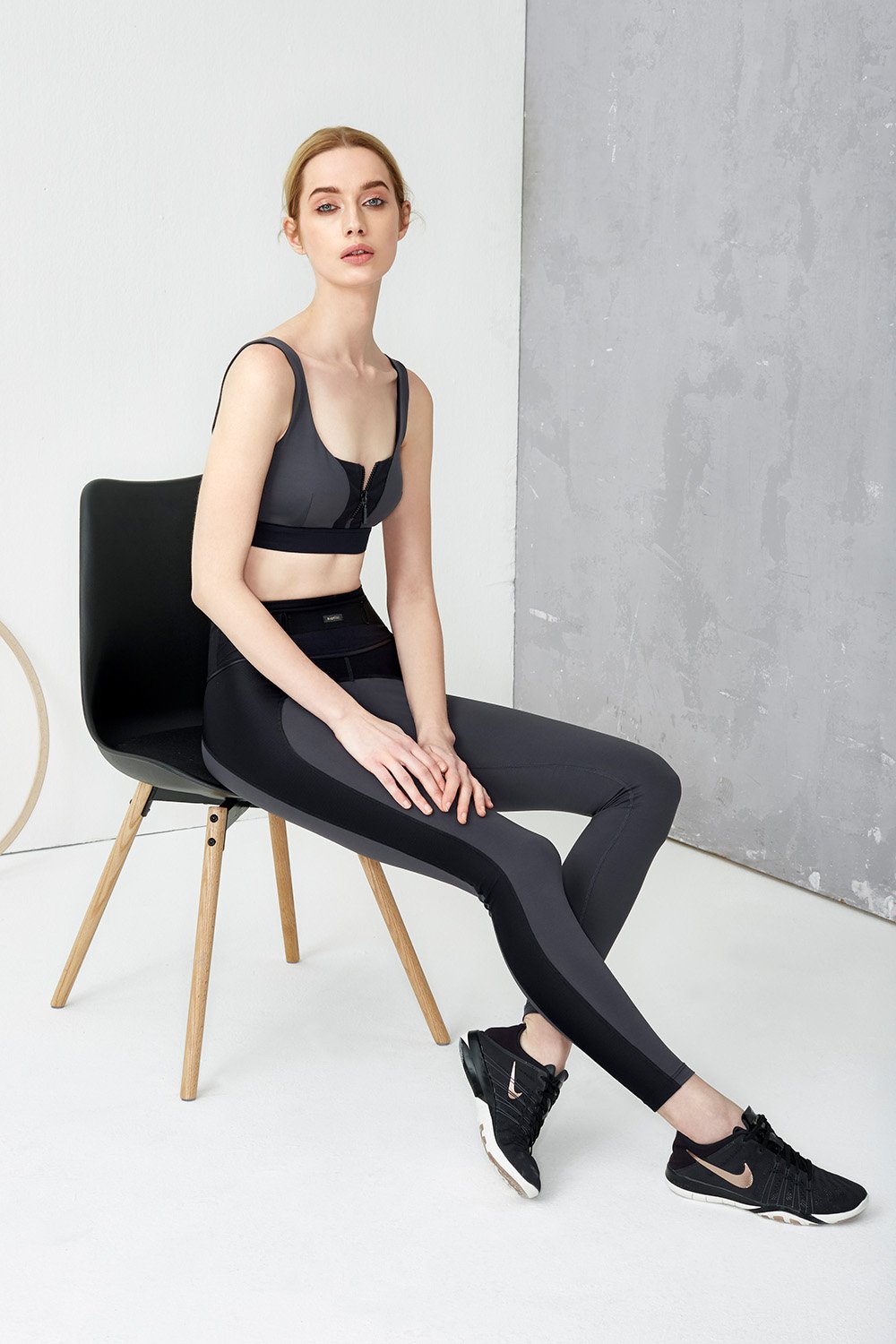 Protagonist Leggings